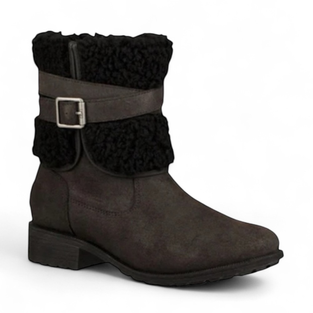 UGG Blayre Boot III